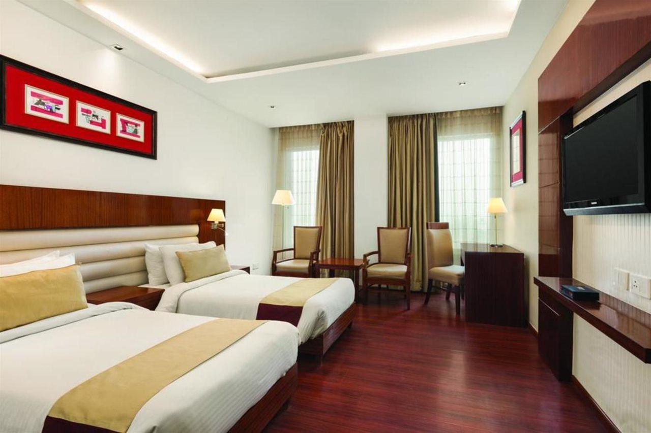 Days Hotel By Wyndham Pānīpat Extérieur photo